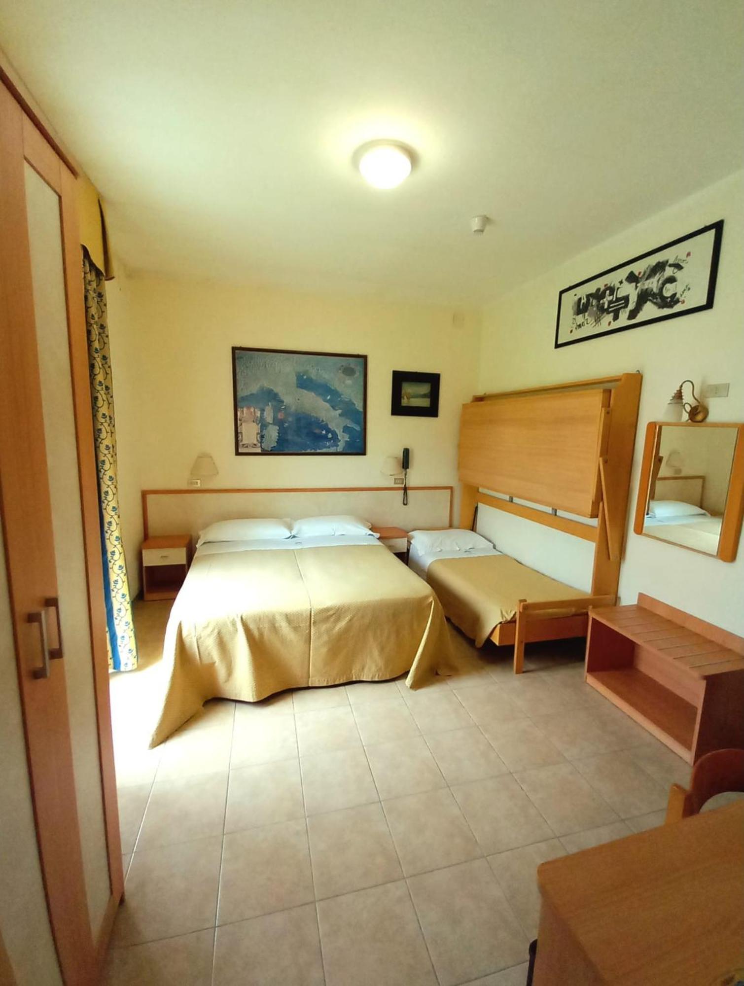 Hotel Ariella Milano Marittima Ruang foto